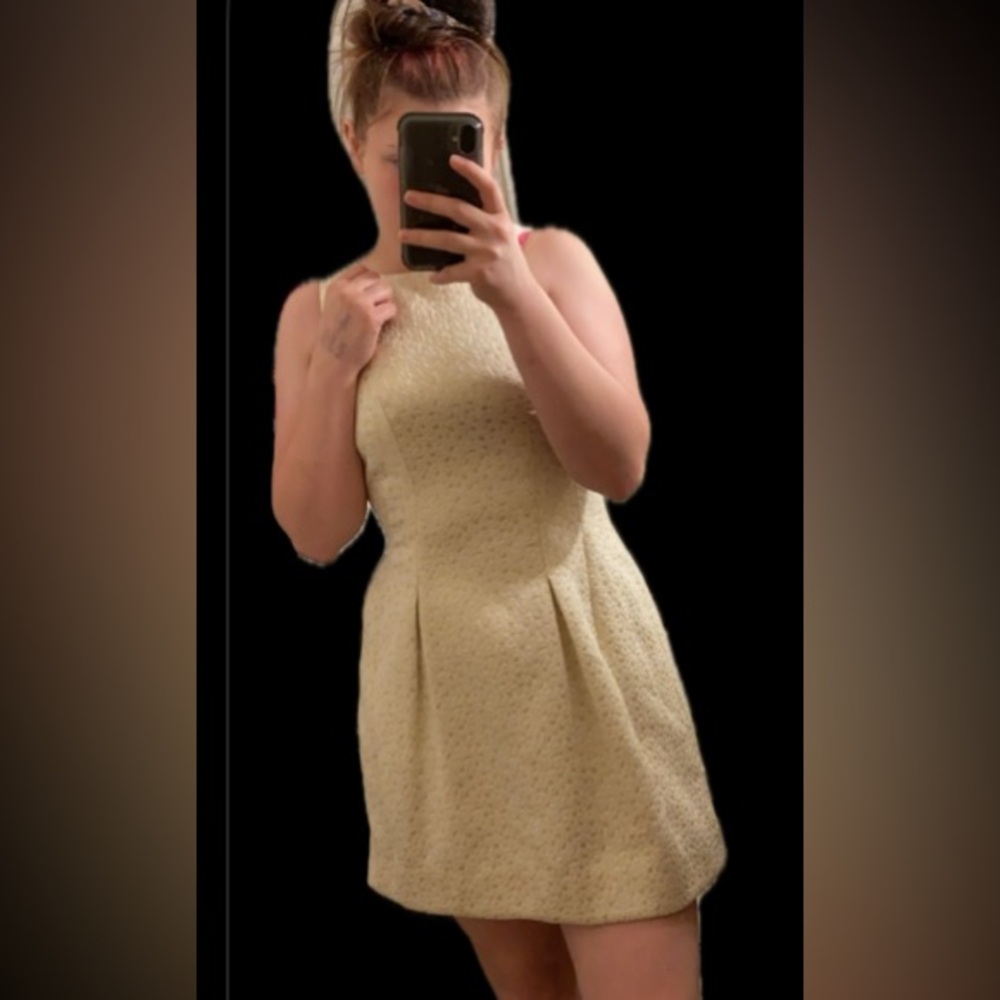 Size 4 cute white dress barely worn OBO